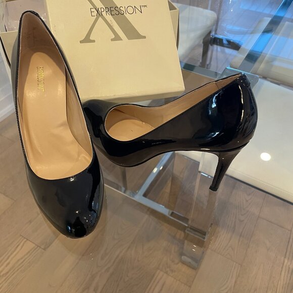 NEW BLACK PATENT PUMPS 8.5 - Picture 1 of 3